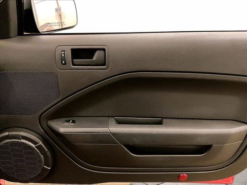 Used 2005 Ford Mustang GT Premium RWD image 23