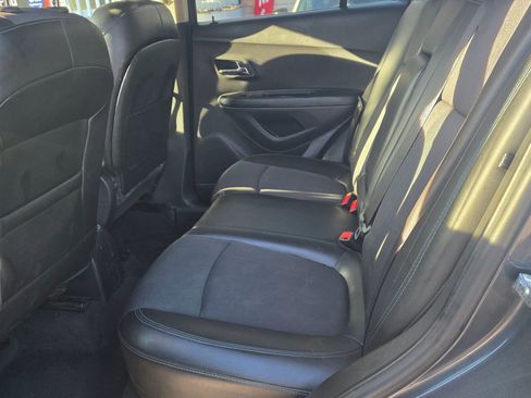Used 2016 Chevrolet Trax LT w/ LT Convenience Package image 10