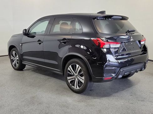 Used 2025 Mitsubishi Outlander Sport AWD image 5