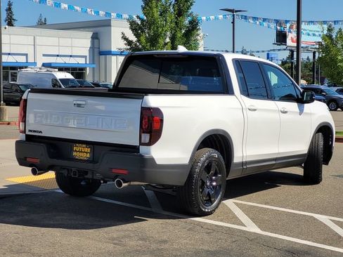 New 2026 Honda Ridgeline Black Edition image 5