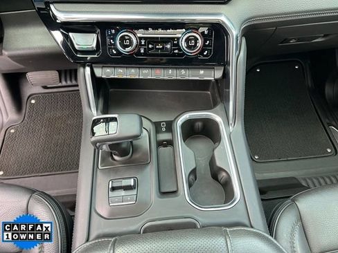 Used 2024 GMC Sierra 1500 Denali w/ Technology Package AWD/4WD image 26