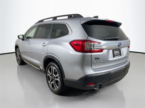 New 2026 Subaru Ascent Limited image 5