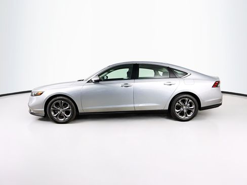 Certified 2024 Honda Accord EX image 7