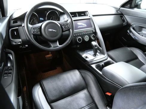 Used 2018 Jaguar E-PACE S AWD/4WD image 4