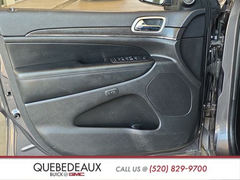 Used 2018 Jeep Grand Cherokee Limited w/ Trailer Tow Group IV AWD/4WD image 9