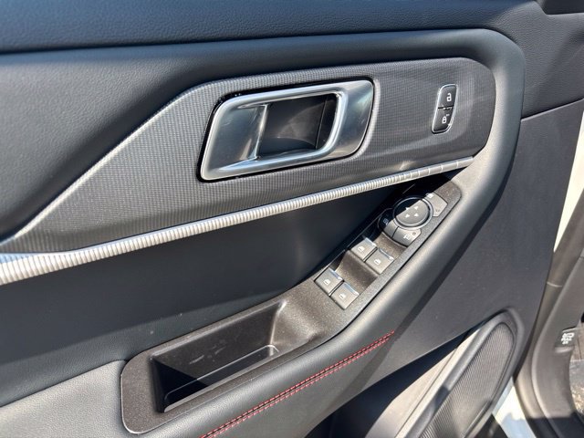 New 2026 Ford Explorer ST-Line AWD/4WD image 13