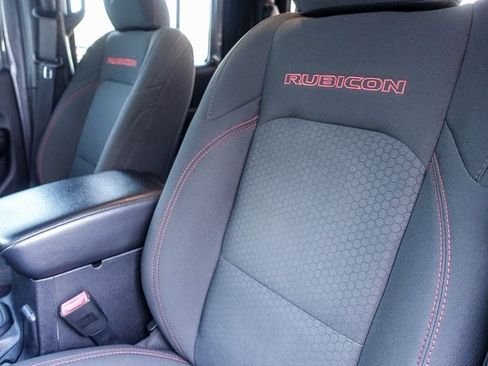 Used 2020 Jeep Gladiator Rubicon w/ Cold Weather Group image 27