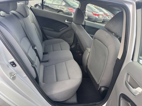 Used 2017 Kia Forte LX FWD image 15