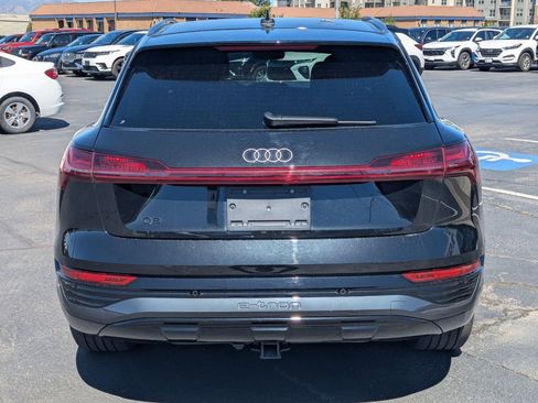 Used 2024 Audi Q8 e-tron Premium Plus AWD/4WD image 5