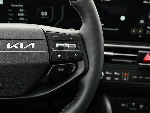 New 2026 Kia Sportage SX image 22