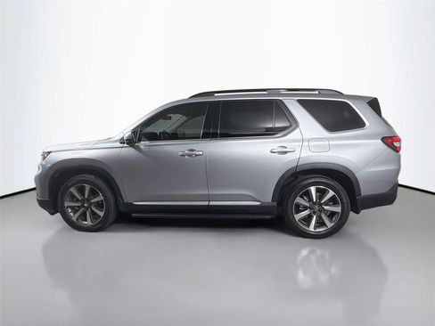Used 2024 Honda Pilot Elite image 9