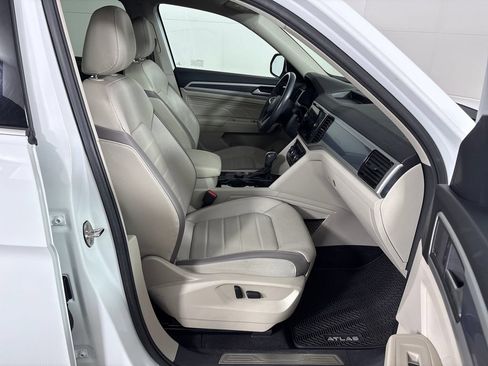 Used 2021 Volkswagen Atlas SEL Premium AWD/4WD image 4