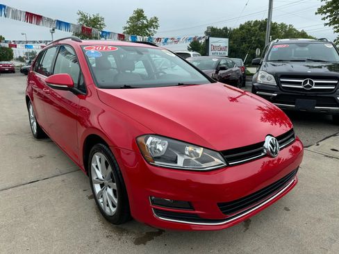 Used 2015 Volkswagen Golf SE image 4