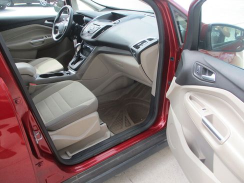Used 2013 Ford C-MAX SE FWD image 19
