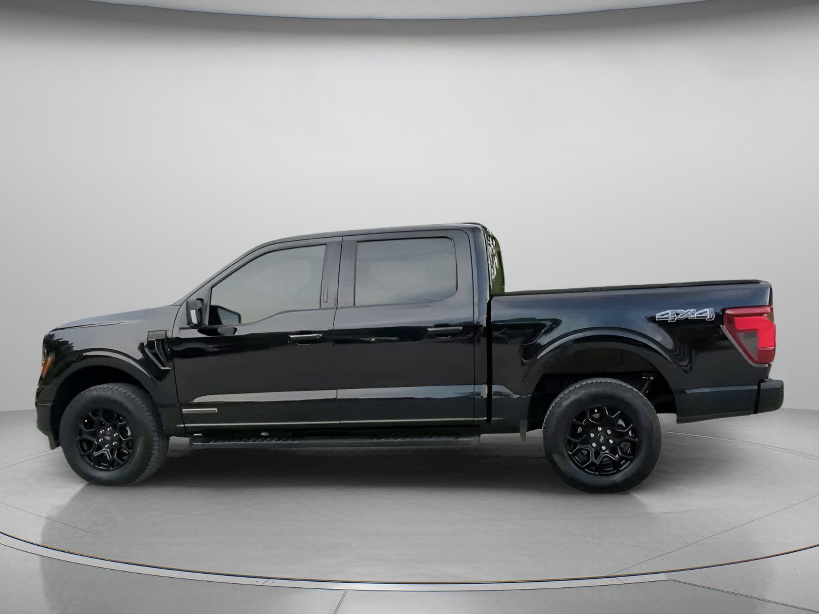 Certified 2024 Ford F150 XLT w/ Equipment Group 302A MID AWD/4WD image 17