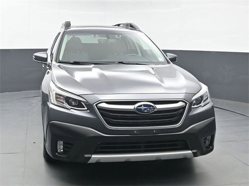 Used 2020 Subaru Outback Limited image 8