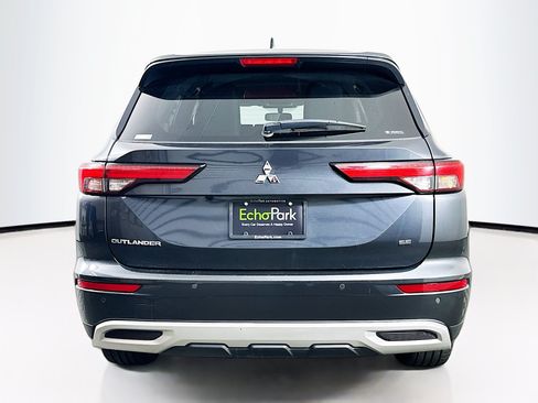 Used 2024 Mitsubishi Outlander SE AWD/4WD image 7