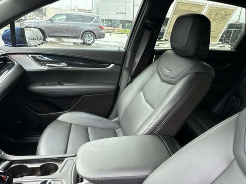 Used 2024 Cadillac XT5 Premium Luxury AWD/4WD image 15