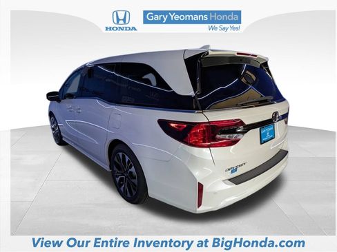 New 2026 Honda Odyssey Elite image 8