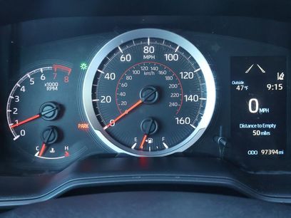 Used 2020 Toyota Corolla SE w/ Carpet Mat Package (TMS)