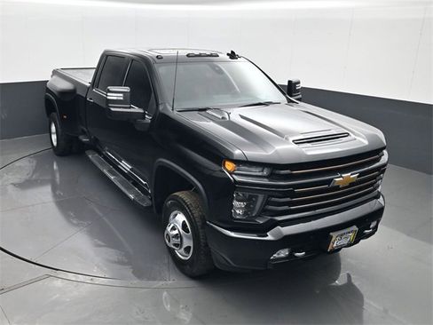Used 2022 Chevrolet Silverado 3500 High Country image 19