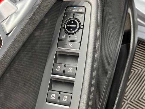 Used 2017 Genesis G80 3.8 RWD image 49