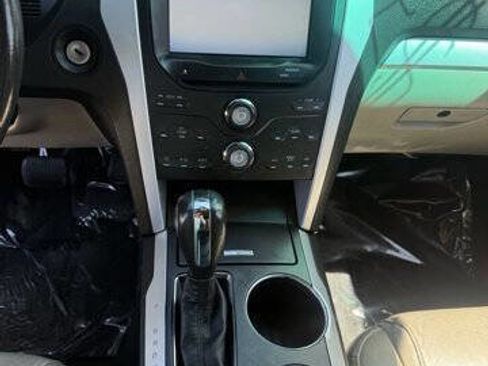 Used 2012 Ford Explorer XLT AWD/4WD image 15