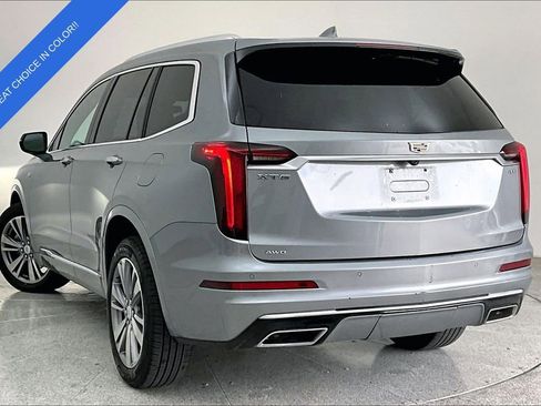 Used 2025 Cadillac XT6 Premium Luxury image 17