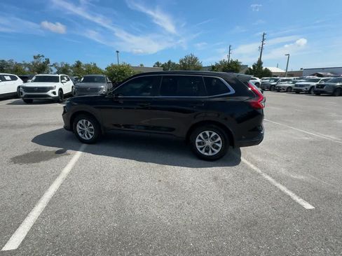 Used 2025 Honda CR-V LX image 5