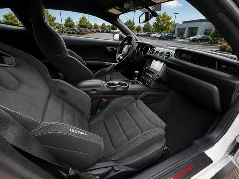 Used 2017 Ford Mustang Shelby GT350 w/ Electronics Package RWD image 15