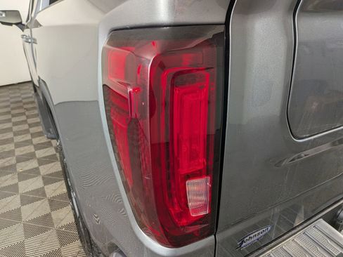 Used 2021 GMC Sierra 1500 AT4 image 13