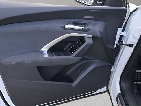 New 2026 Audi SQ5 Premium Plus AWD/4WD image 9