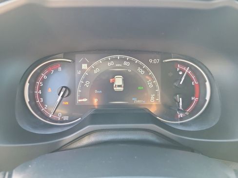 Used 2023 Toyota RAV4 XLE image 24