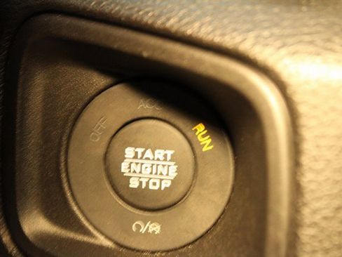 Used 2024 Jeep Wrangler Sport image 21