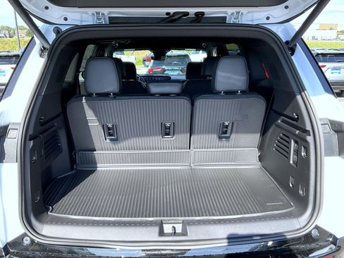 New 2026 Buick Enclave Sport Touring w/ Power Package AWD/4WD image 22