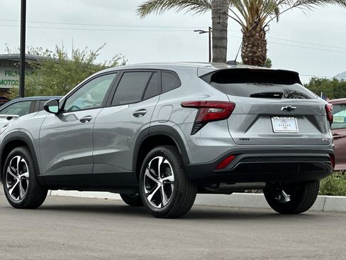 New 2026 Chevrolet Trax RS image 6