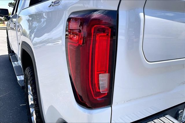 Used 2021 GMC Sierra 1500 SLT w/ SLT Premium Package AWD/4WD image 29