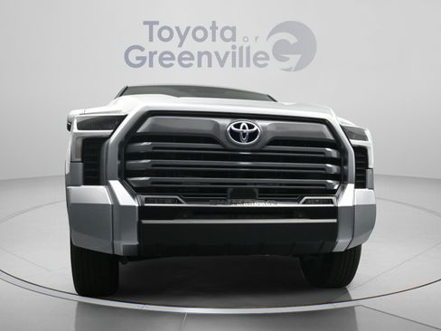 Used 2024 Toyota Tundra Limited AWD/4WD image 13