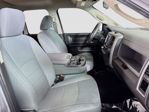 Used 2019 RAM 1500 Tradesman w/ Tradesman SXT Package image 28