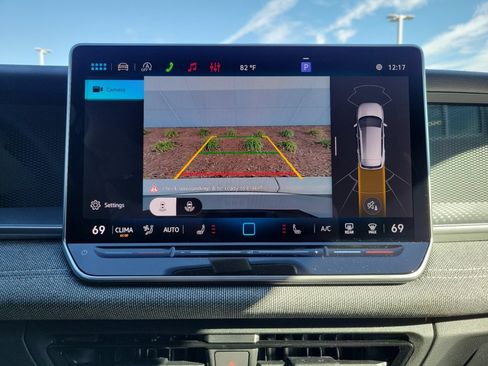 New 2026 Volkswagen Tiguan S FWD image 19