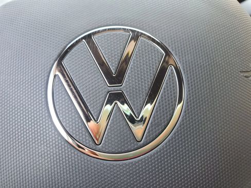 Used 2023 Volkswagen ID.4 Pro RWD image 50