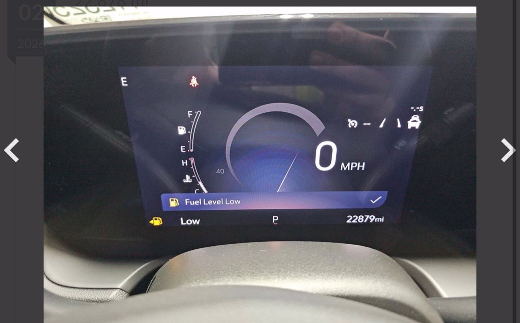 Used 2024 Buick Encore GX Avenir w/ Avenir Convenience Package FWD image 8