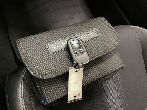 Used 2023 Honda Civic Sport image 7