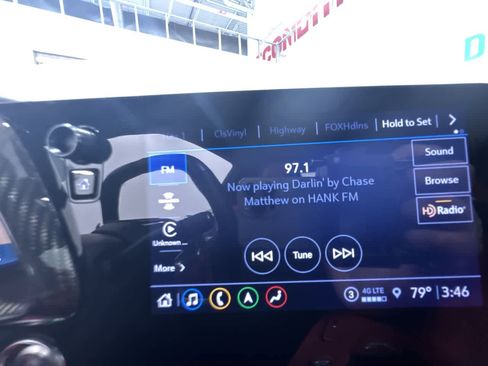 Used 2021 Chevrolet Corvette Stingray Premium Cpe w/ Z51 Performance Package image 26