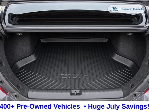Used 2018 Honda Civic Touring image 17