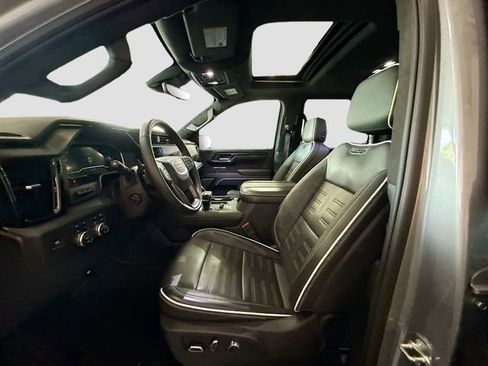 Used 2025 GMC Sierra 1500 AT4X AWD/4WD image 22