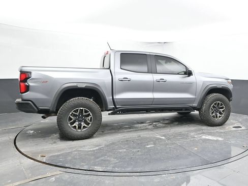 Used 2024 Chevrolet Colorado ZR2 w/ ZR2 Convenience Package III AWD/4WD image 9