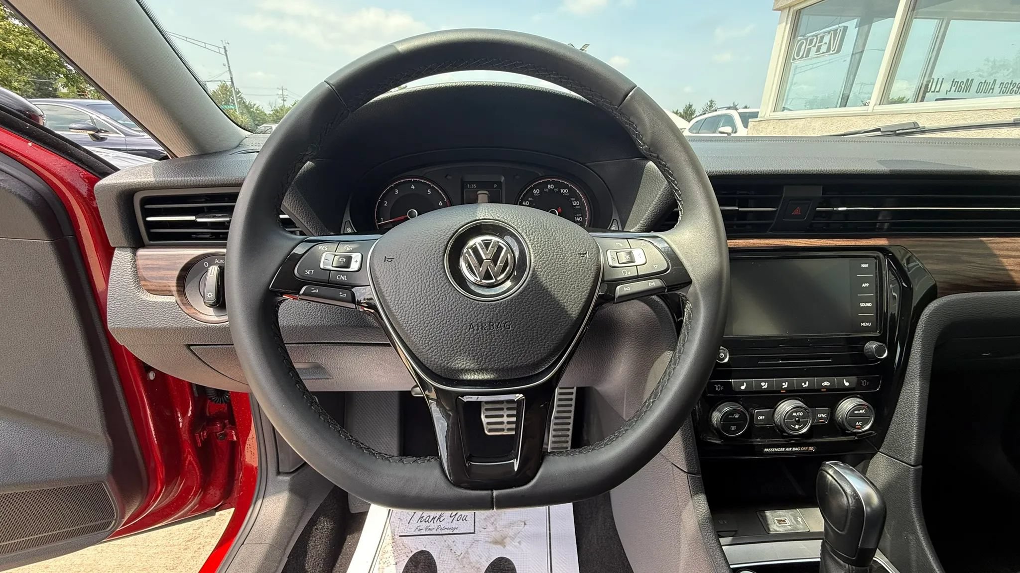 Used 2022 Volkswagen Passat 2.0T FWD image 15