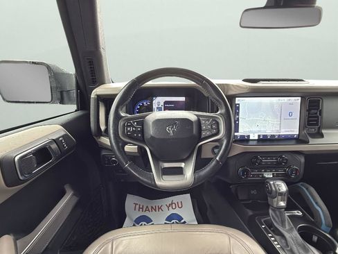 Used 2022 Ford Bronco Wildtrak image 13