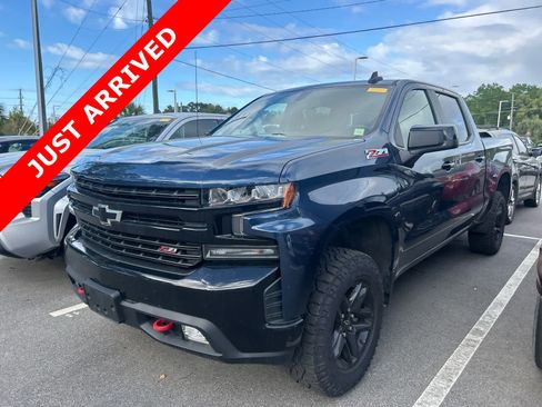 Used 2021 Chevrolet Silverado 1500 LT Trail Boss w/ Convenience Package II image 1